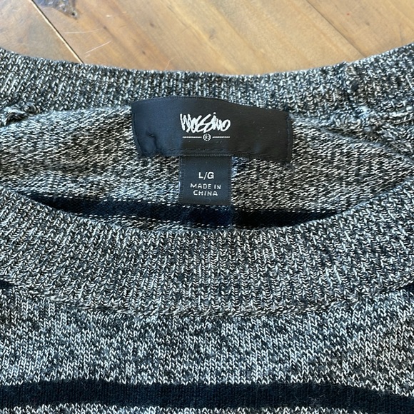 🌷5/$20🌷 Mossimo Striped Sweater L - Picture 3 of 7